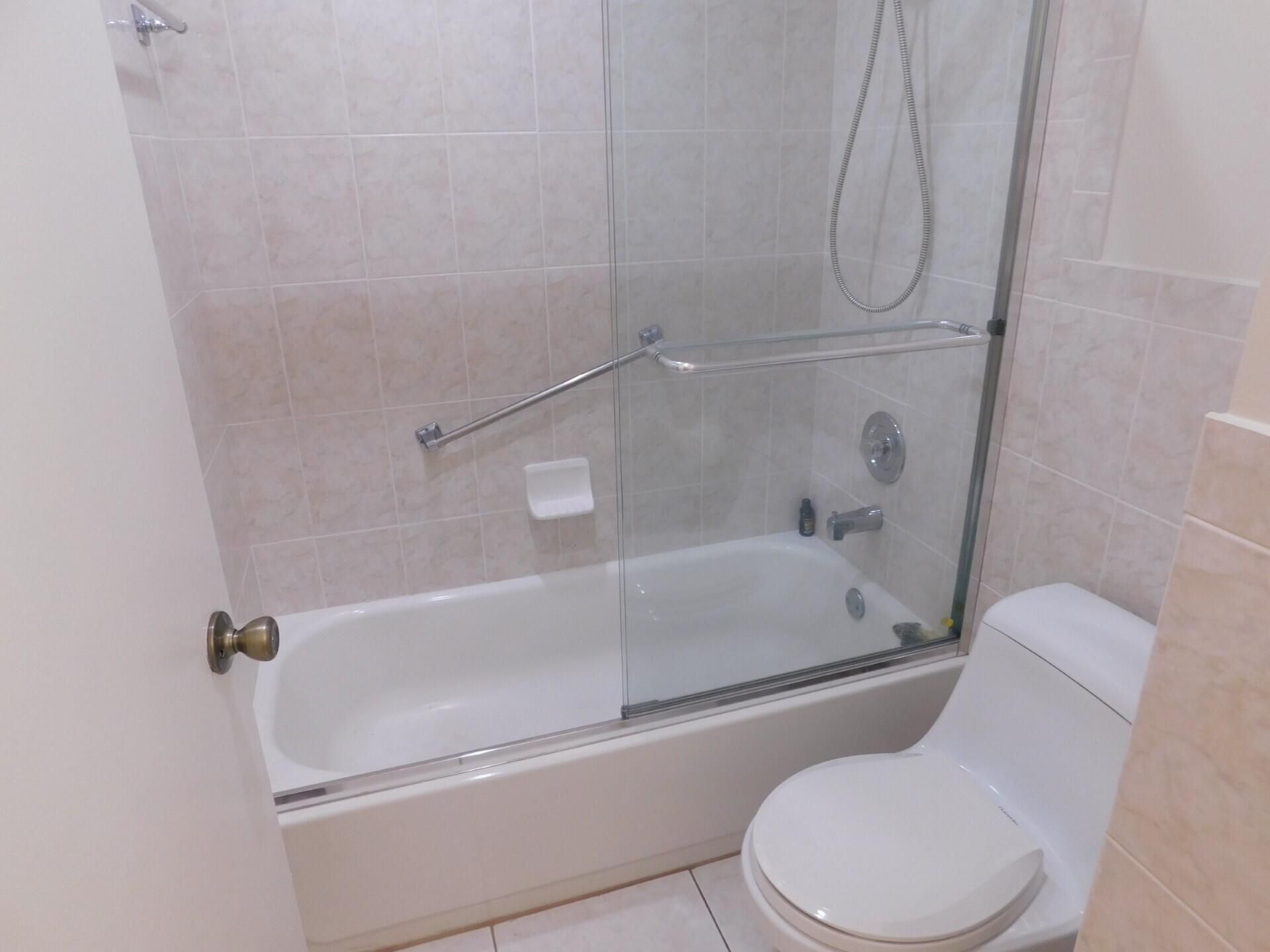565 Piedmont L, Delray Beach, FL 33484 Photo