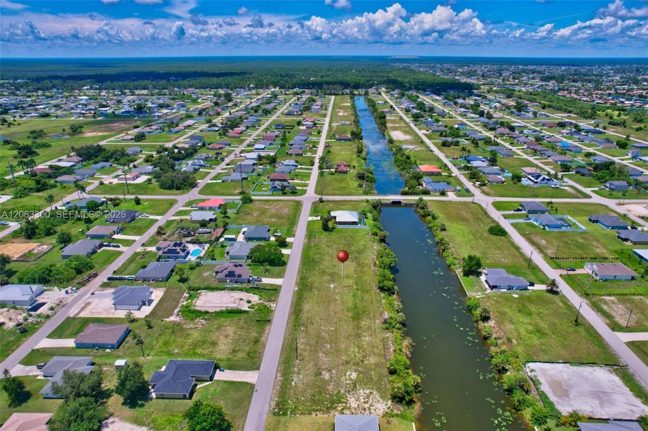 2625 NE 5th, Cape Coral, FL 33909 Photo