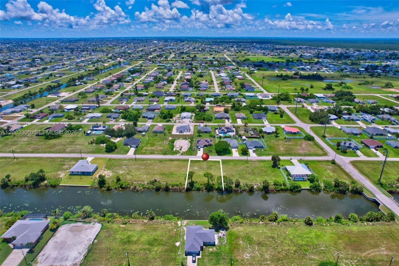 2625 NE 5th, Cape Coral, FL 33909 Photo