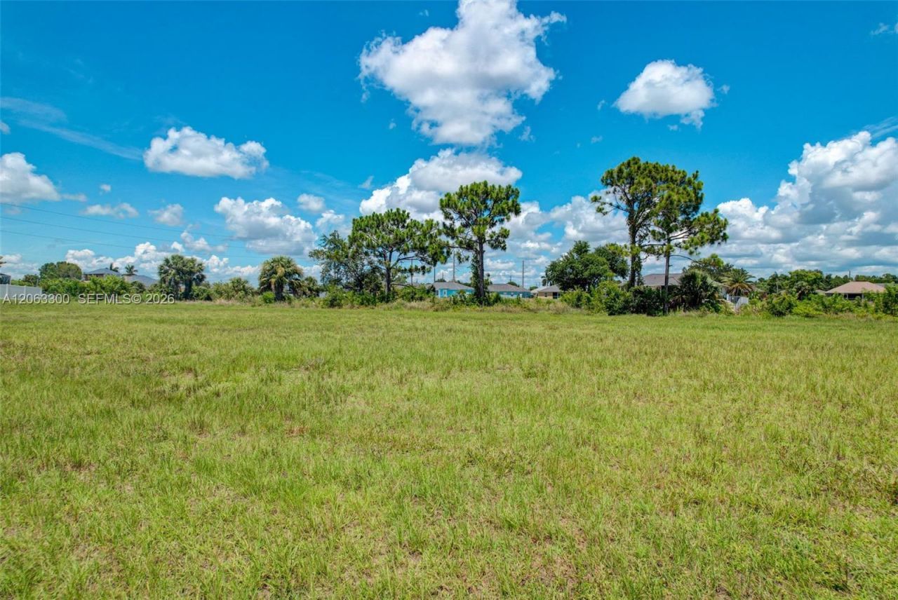 2625 NE 5th, Cape Coral, FL 33909 Photo