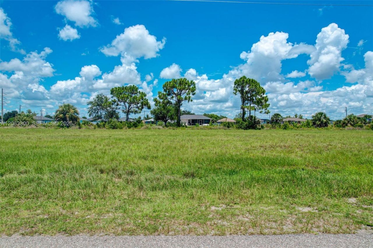 2625 NE 5th, Cape Coral, FL 33909 Photo