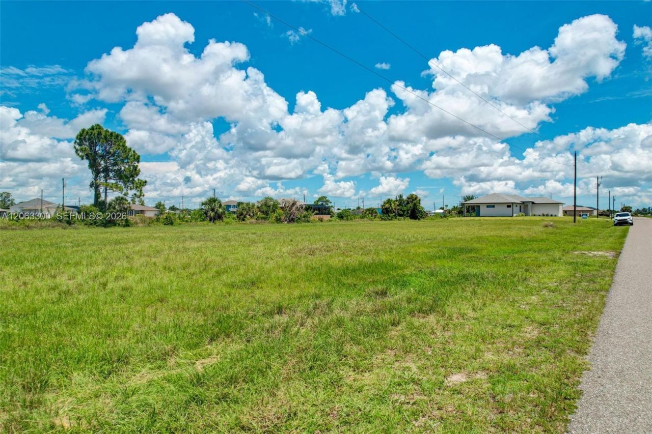 2625 NE 5th, Cape Coral, FL 33909 Photo