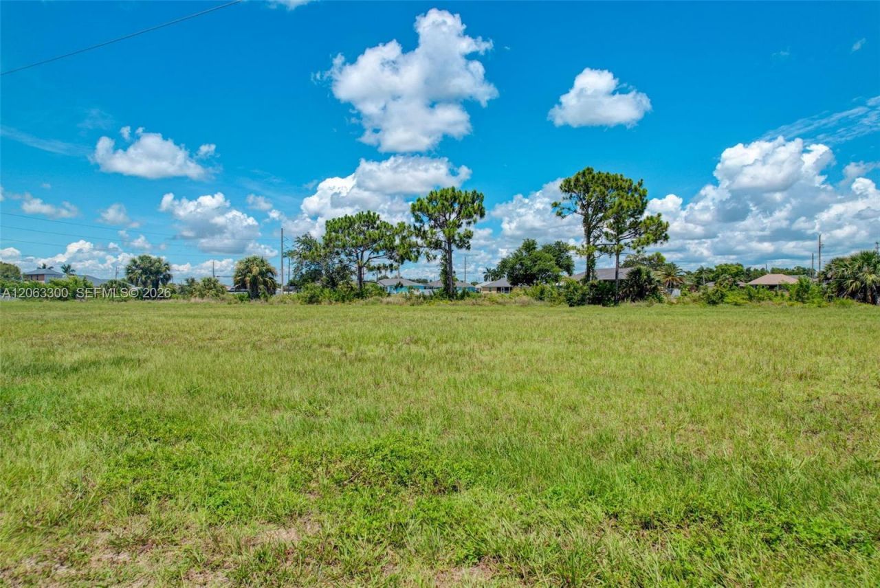 2625 NE 5th, Cape Coral, FL 33909 Photo