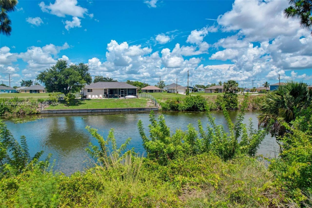 2625 NE 5th, Cape Coral, FL 33909 Photo