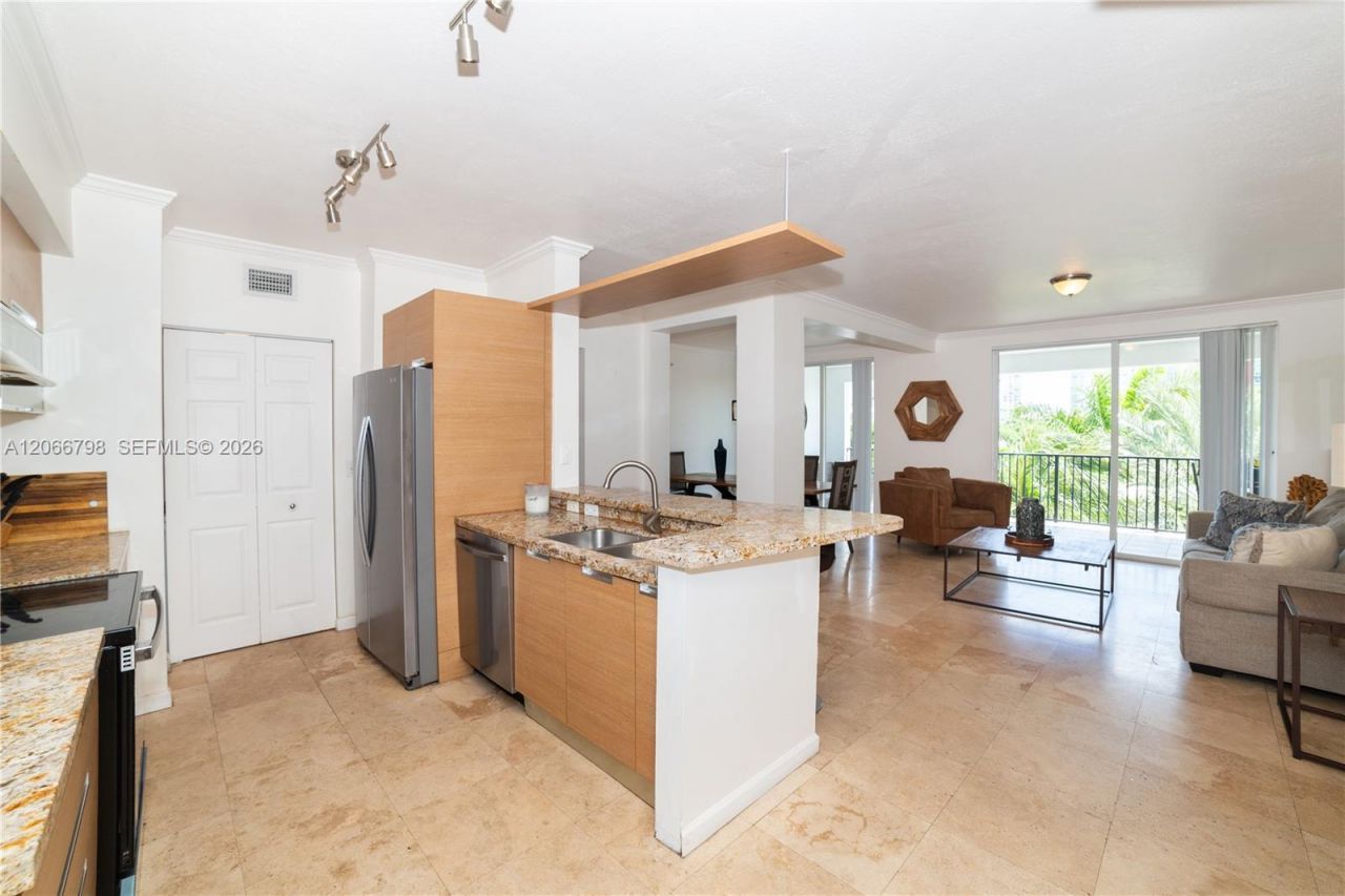 17100 N Bay Rd , Unit 1501, Sunny Isles Beach, FL 33160 Photo
