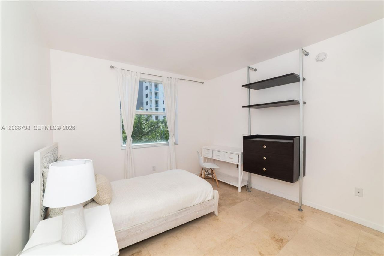 17100 N Bay Rd , Unit 1501, Sunny Isles Beach, FL 33160 Photo