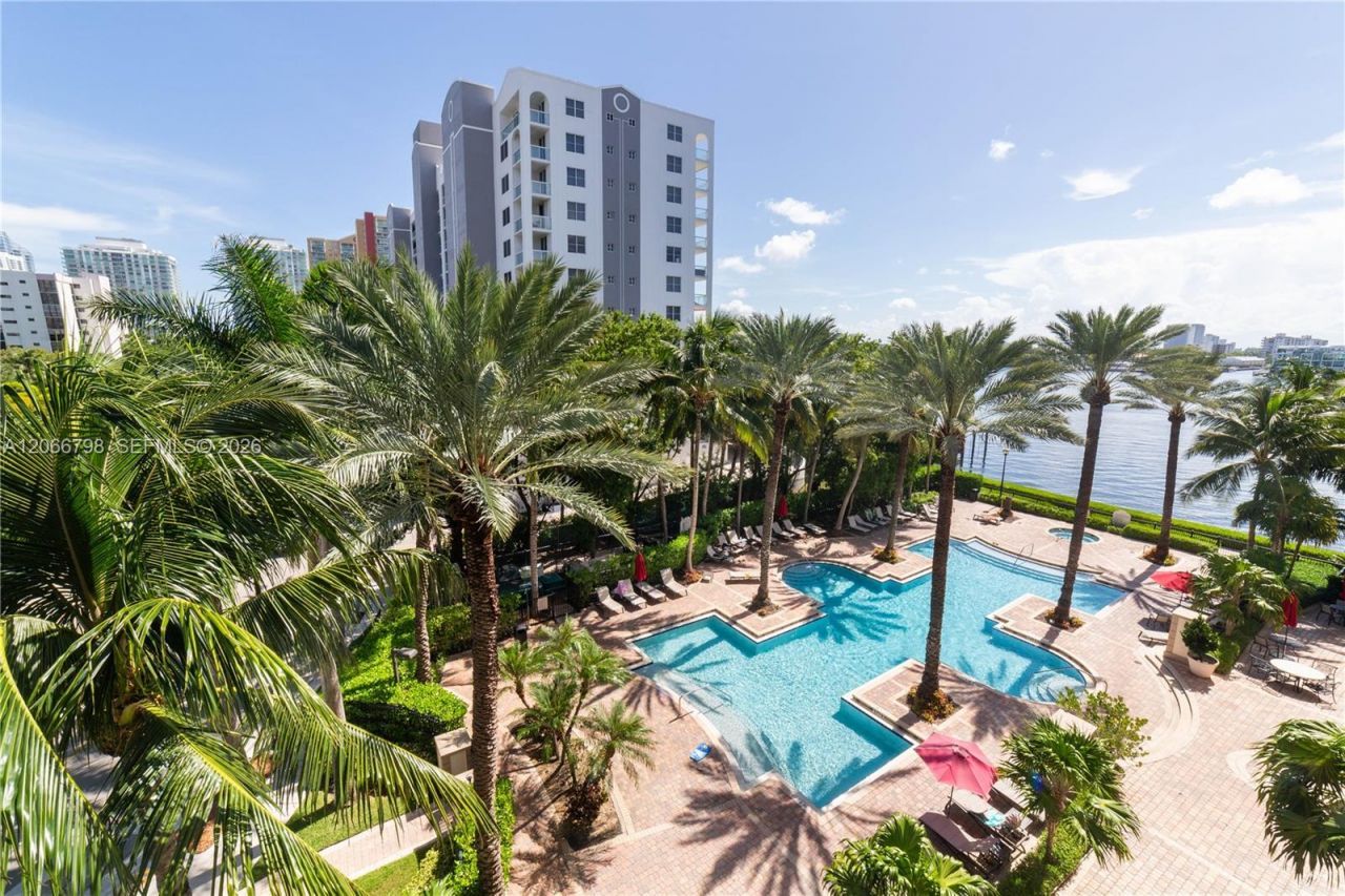 17100 N Bay Rd , Unit 1501, Sunny Isles Beach, FL 33160 Photo