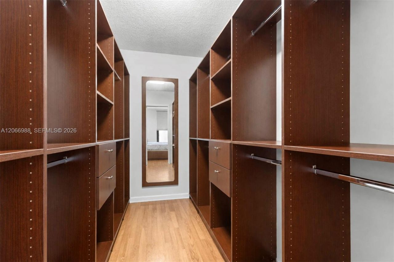 19667 Turnberry Way, Unit 27-B, Aventura, FL 33180 Photo