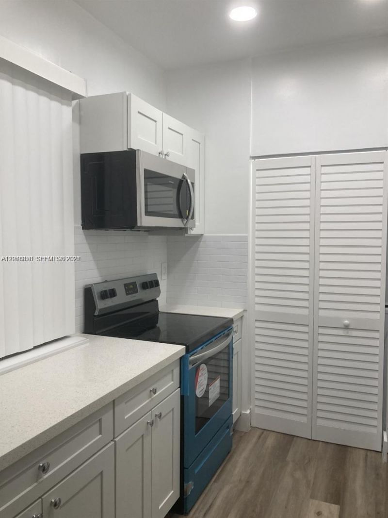 Please Call For Address, Unit 7, Miami, FL 33172 Photo