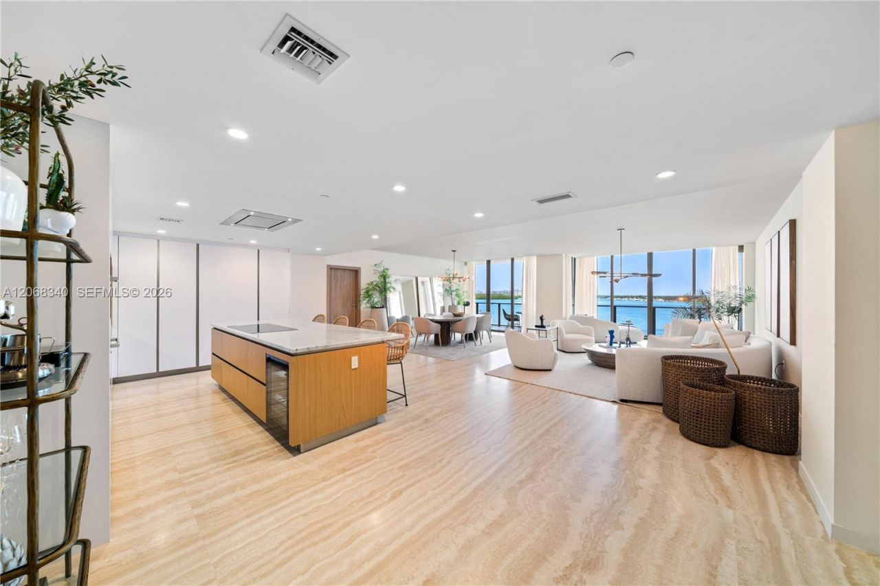 1135 103rd St, Unit PH2, Bay Harbor Islands, FL 33154 Photo