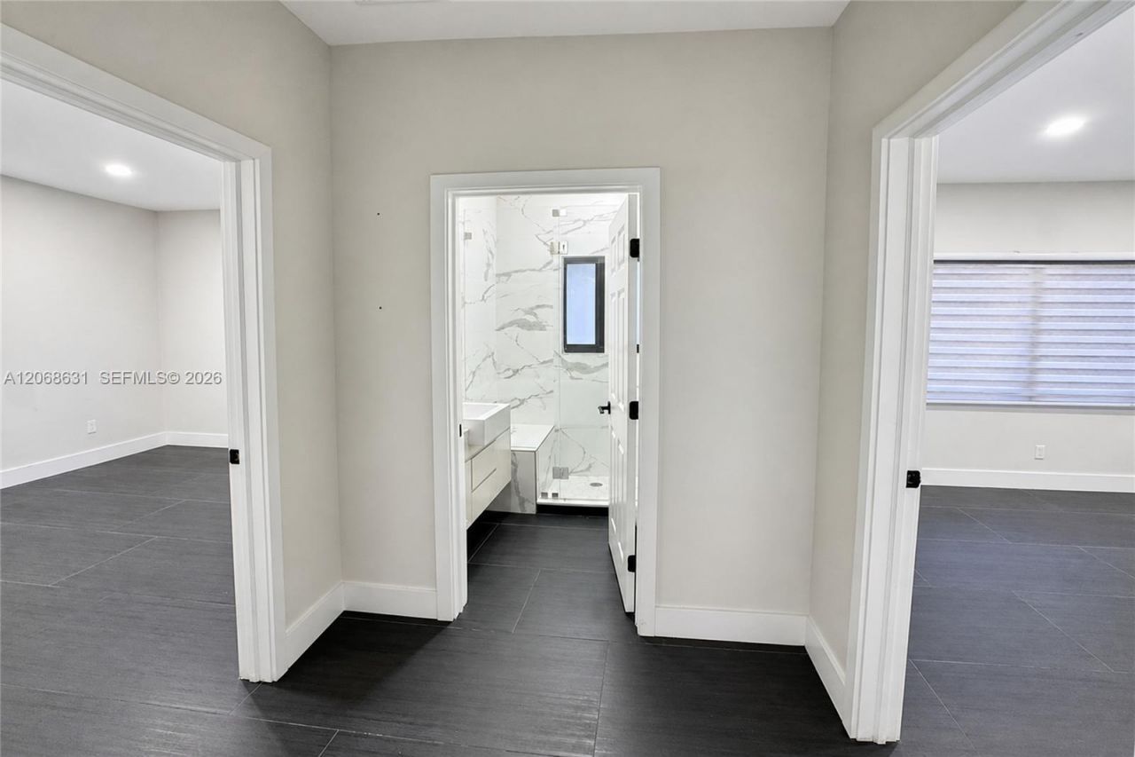 68 NW 47th St , Miami, FL 33127 Photo