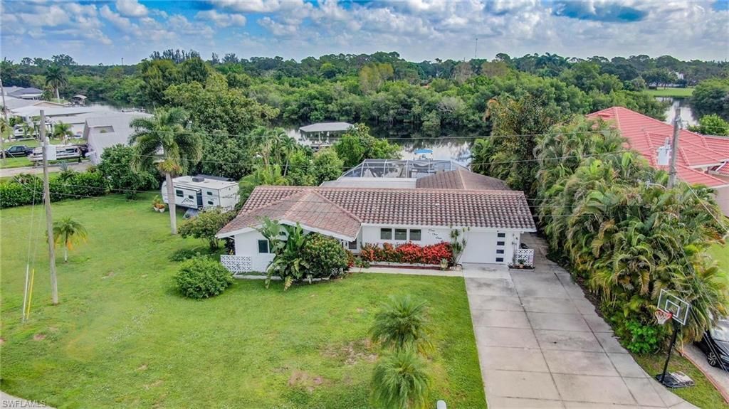 1300 Thompson St, North Fort Myers, FL 33903 Photo