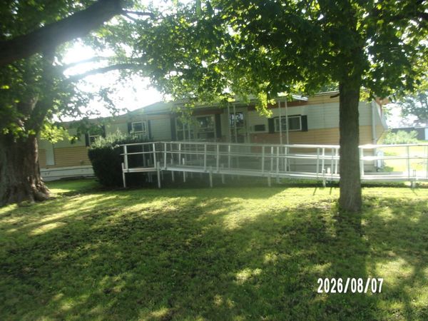 1745 N 3000 E Road, Sheldon, IL 60966