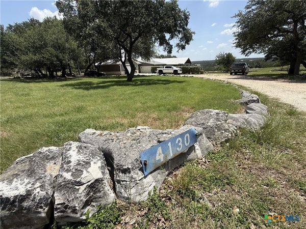 4130 Summit Drive, New Braunfels, TX 78132