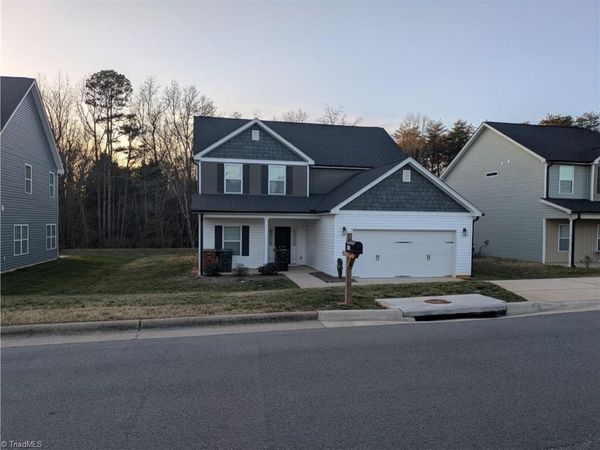 4721 Ridgefall Road , Greensboro, NC 27410