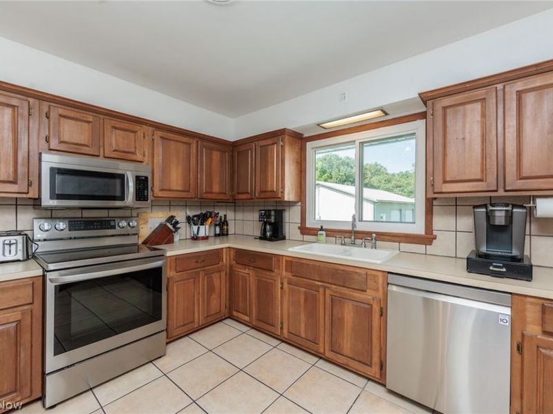 247 S Norwalk Road W, Norwalk, OH 44857 Photo 27