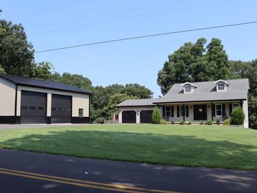 2984 Lakeview Church Road, Benton, KY 42025