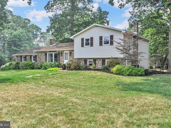 2 SHADY LANE , MYERSTOWN, PA 17067