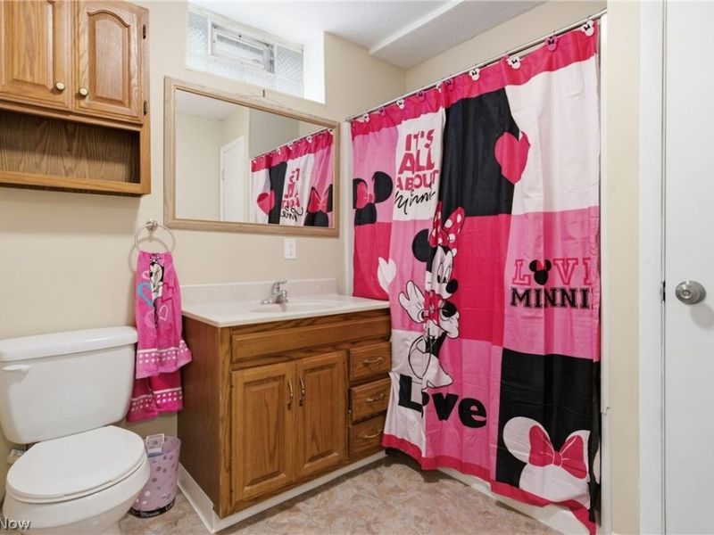 2287 W 42nd Street, Cleveland, OH 44113 Photo 32