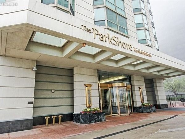 195 N Harbor Drive , Unit 3807, Chicago, IL 60601
