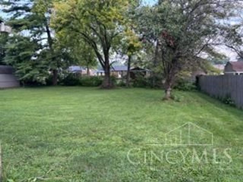 4759 Bradley Drive, Fairfield, OH 45014 Photo 2
