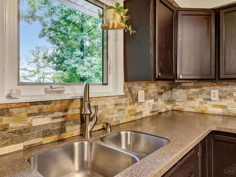 7365 W Chester Road, West Chester, OH 45069 Photo 11