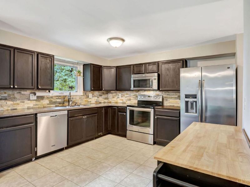 7365 W Chester Road, West Chester, OH 45069 Photo 12