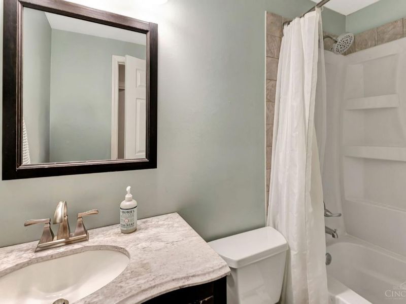 7365 W Chester Road, West Chester, OH 45069 Photo 26