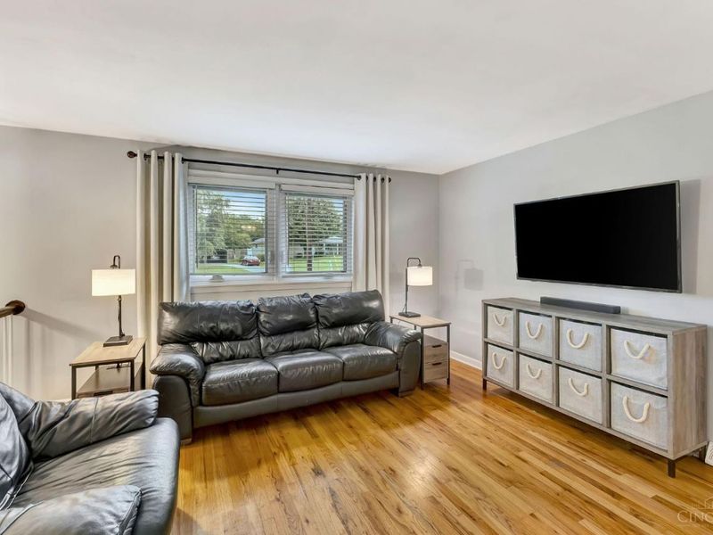 7365 W Chester Road, West Chester, OH 45069 Photo 3