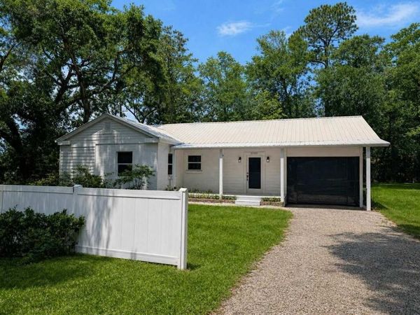 35283 FLEETWOOD Drive, Slidell, LA 70460