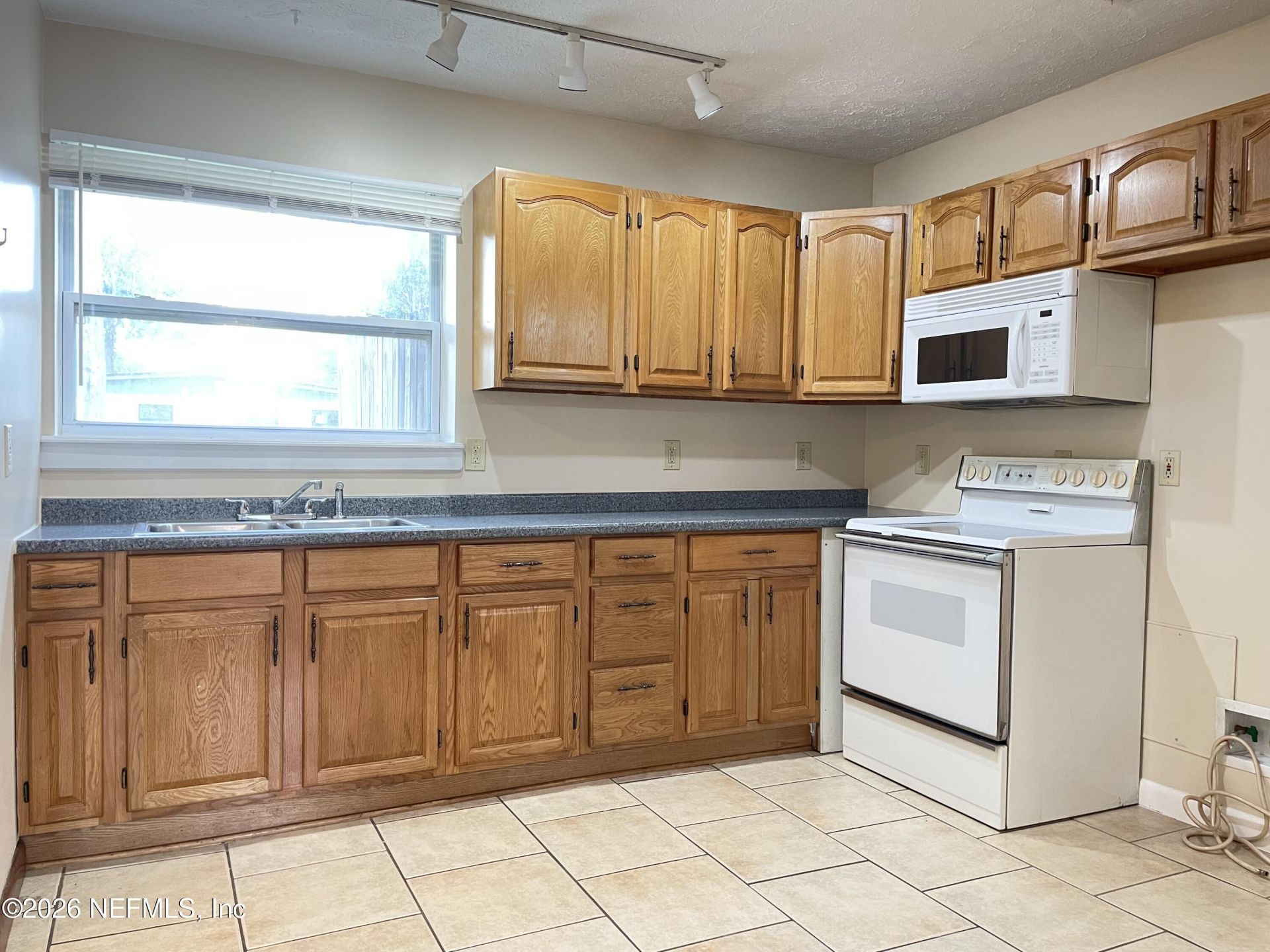 1717 Lindsey Road, Jacksonville, FL 32221 Photo