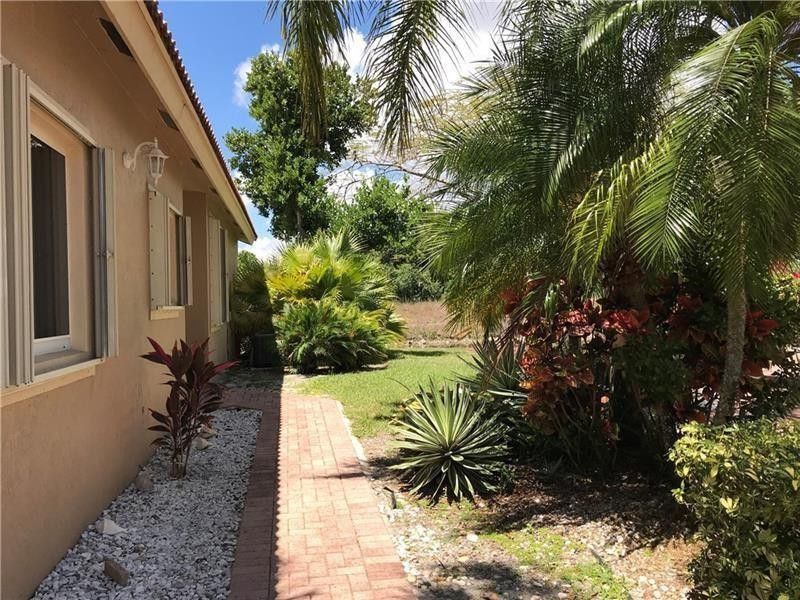 5766 NW 127th Terrace, Coral Springs, FL 33076 Photo