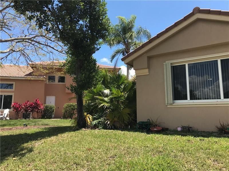 5766 NW 127th Terrace, Coral Springs, FL 33076 Photo