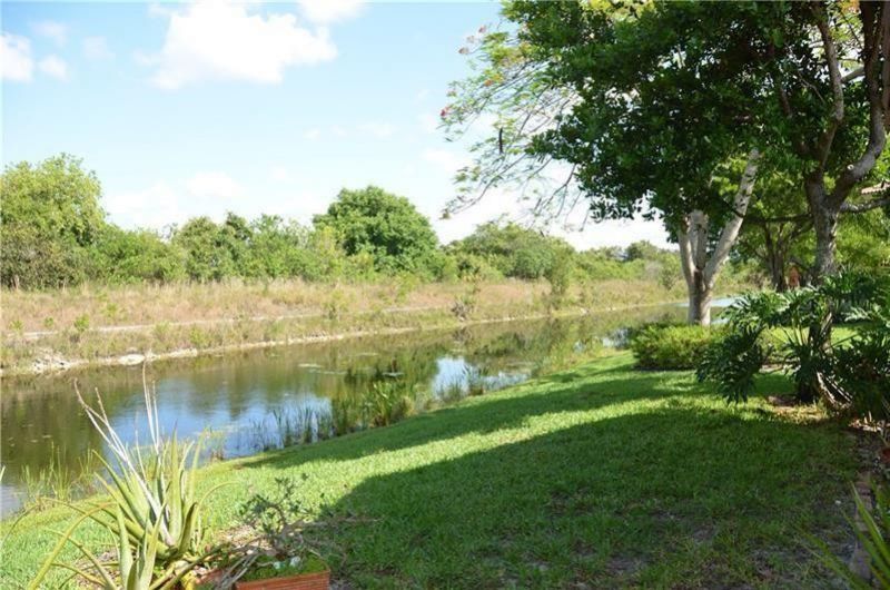 5766 NW 127th Terrace, Coral Springs, FL 33076 Photo
