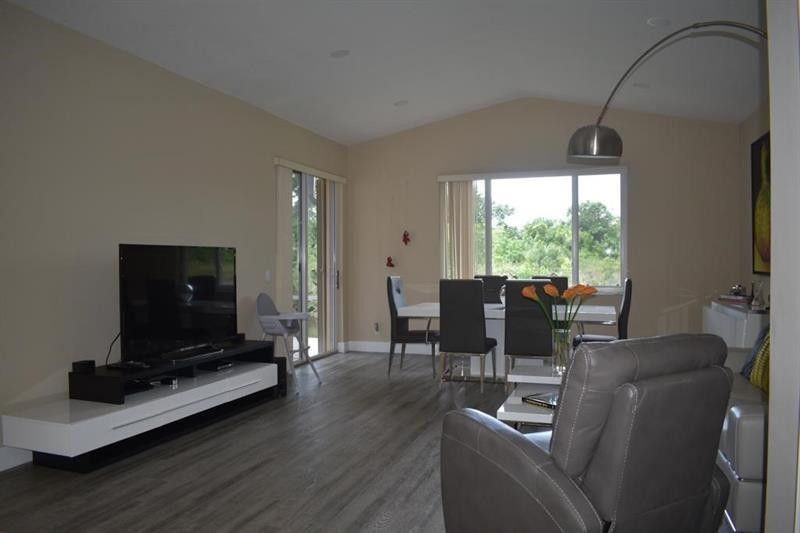 5766 NW 127th Terrace, Coral Springs, FL 33076 Photo