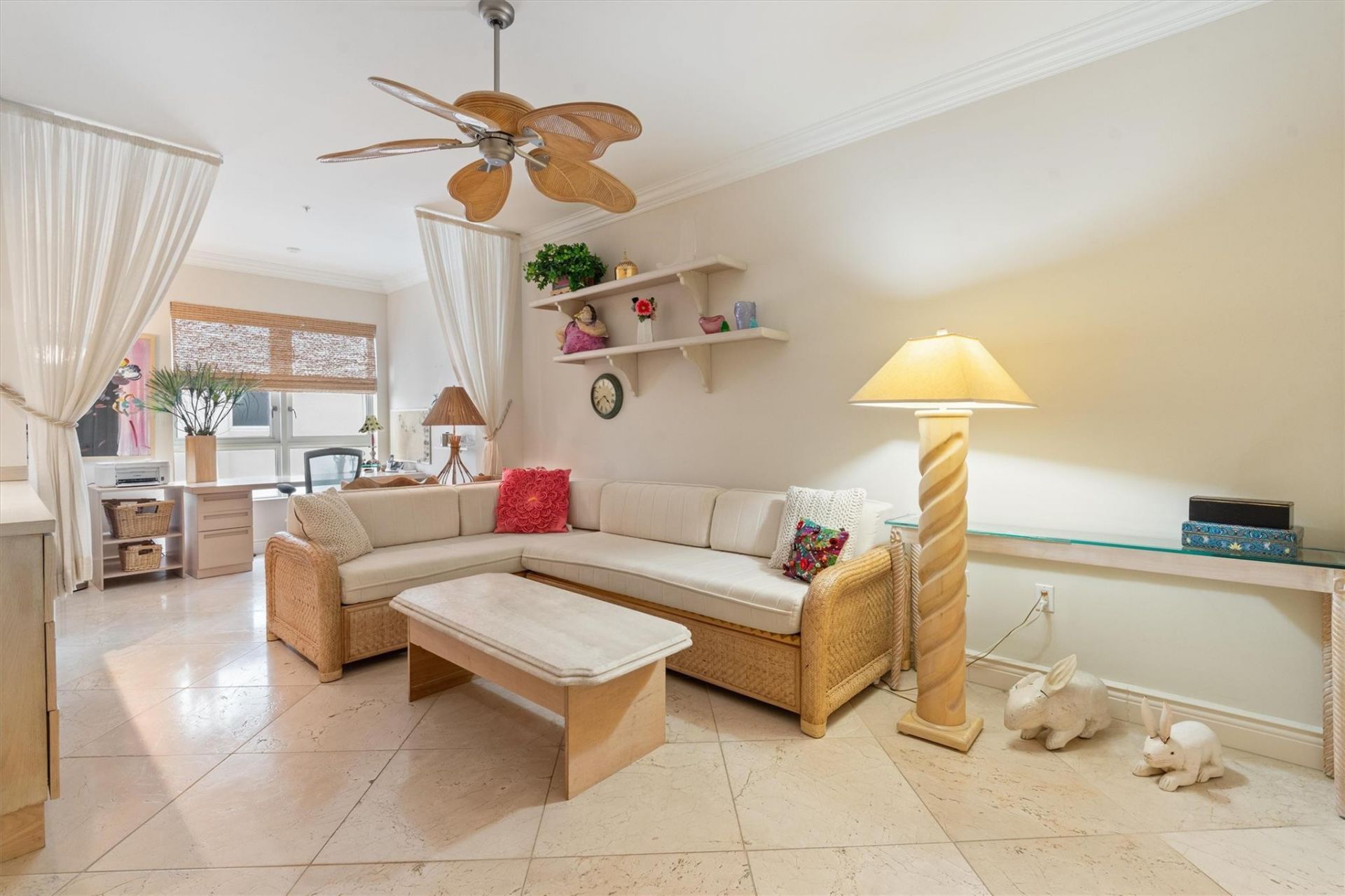 209 N Birch Road, Unit 401, Fort Lauderdale, FL 33304 Photo