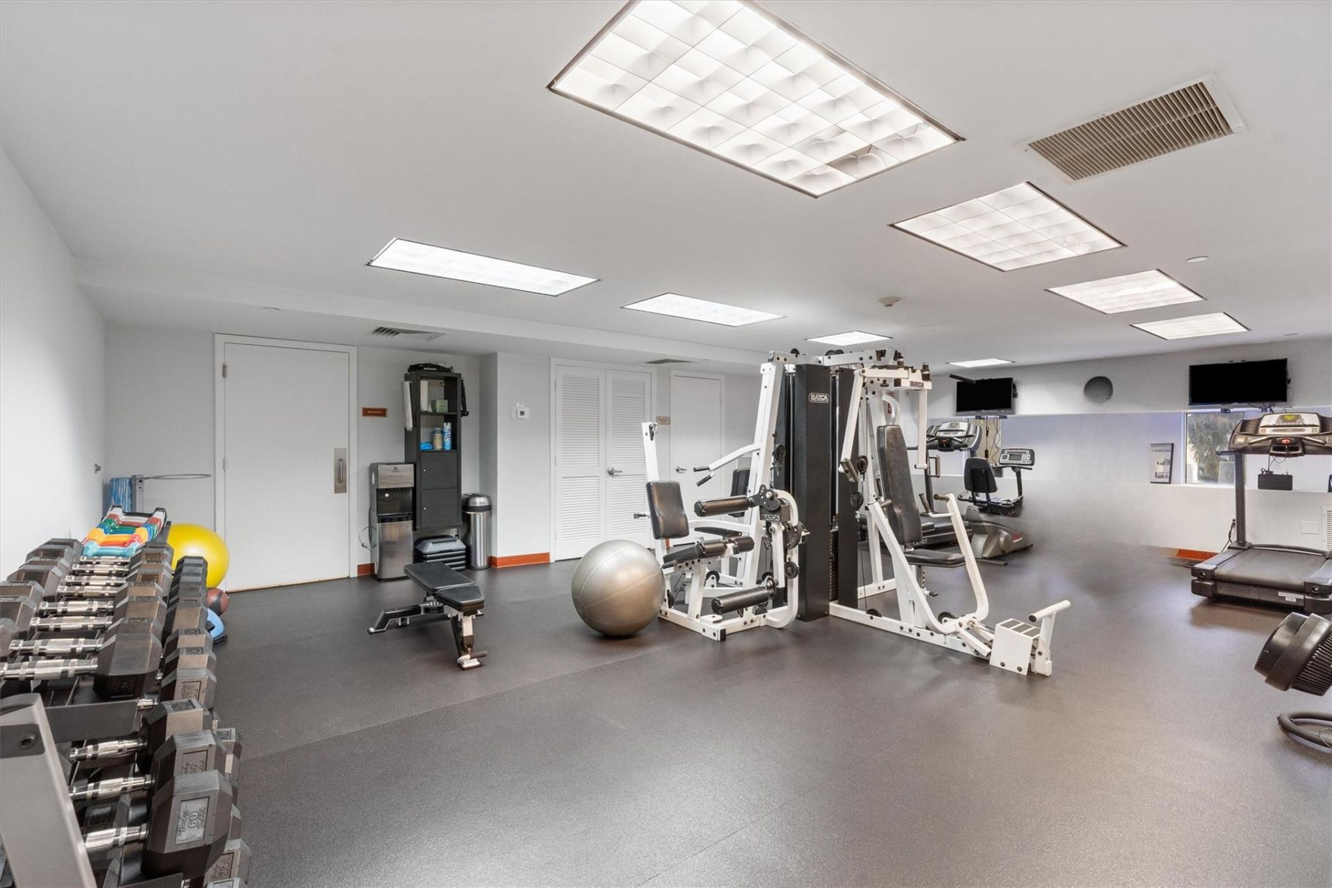 209 N Birch Road, Unit 401, Fort Lauderdale, FL 33304 Photo