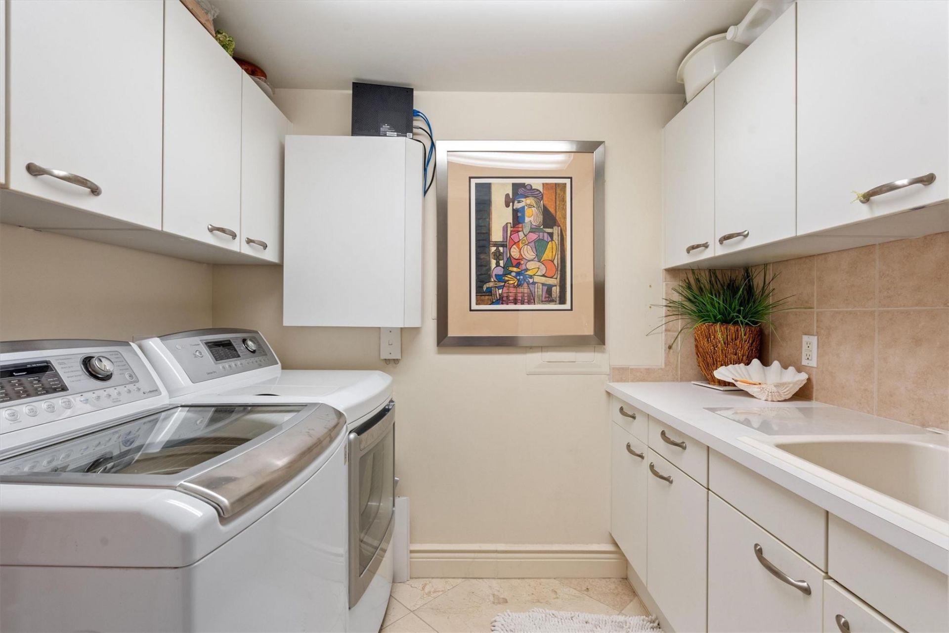 209 N Birch Road, Unit 401, Fort Lauderdale, FL 33304 Photo