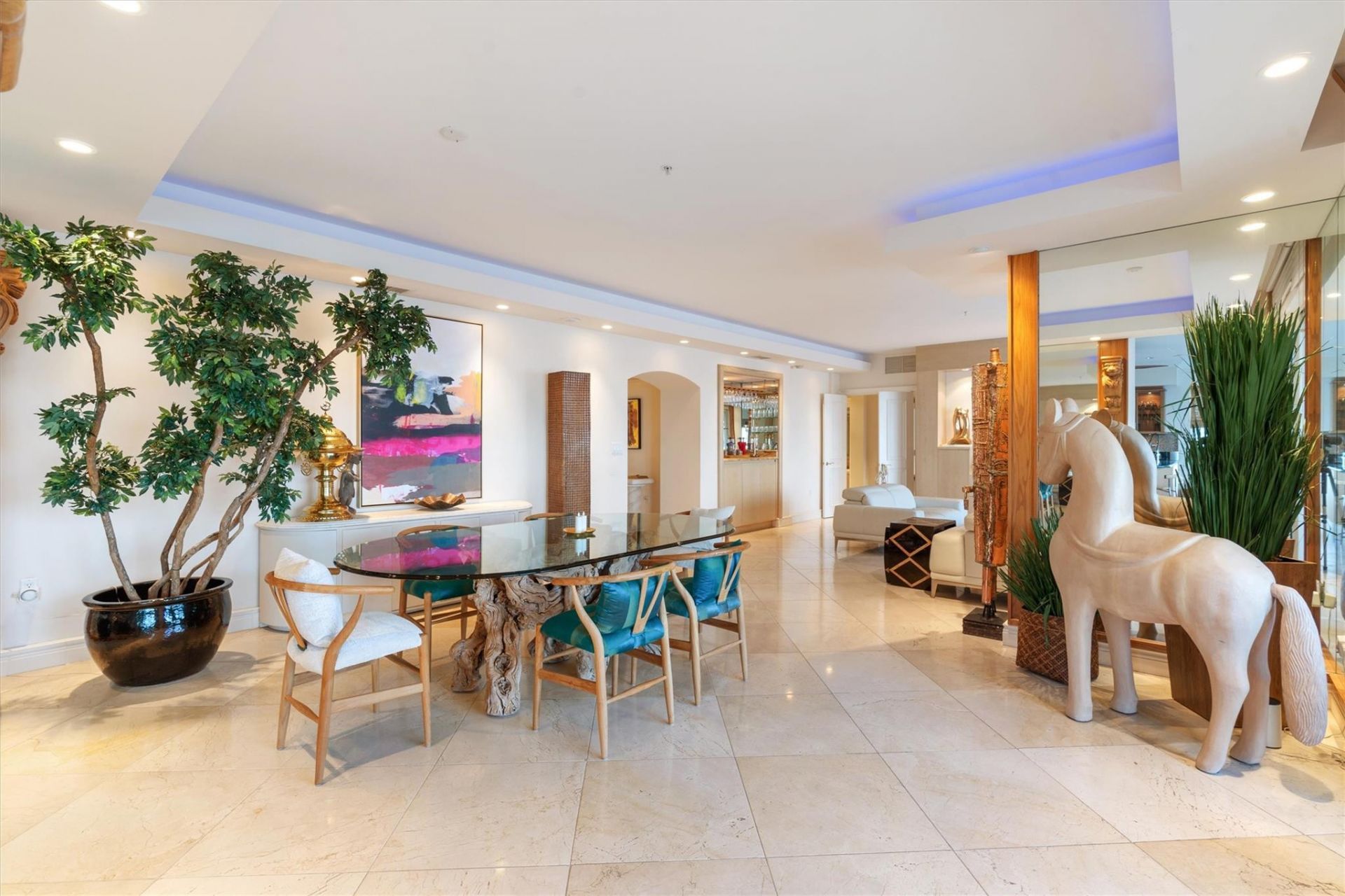 209 N Birch Road, Unit 401, Fort Lauderdale, FL 33304 Photo