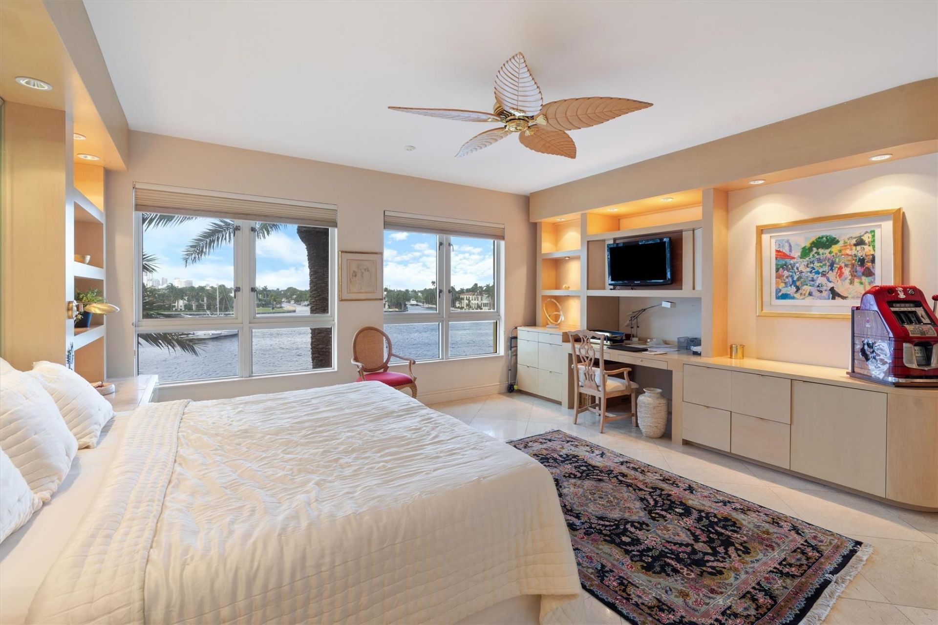 209 N Birch Road, Unit 401, Fort Lauderdale, FL 33304 Photo