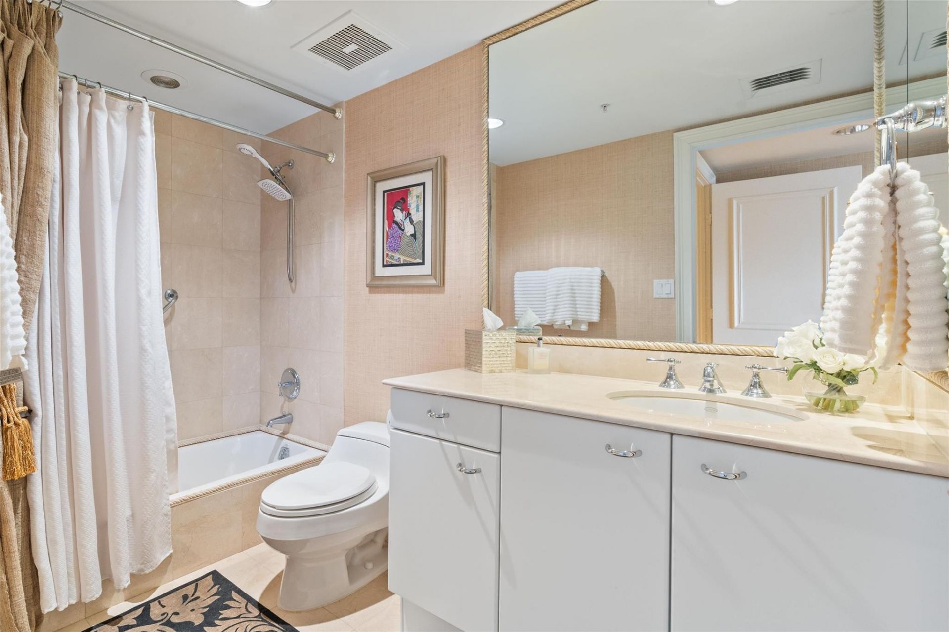 209 N Birch Road, Unit 401, Fort Lauderdale, FL 33304 Photo