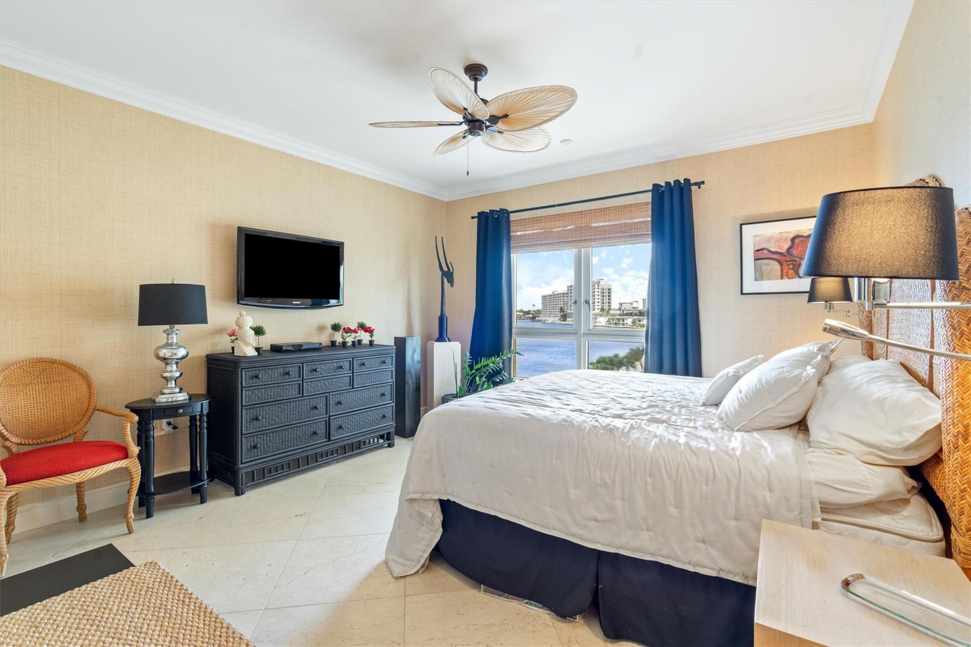 209 N Birch Road, Unit 401, Fort Lauderdale, FL 33304 Photo