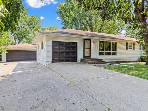 6416 Georgia Avenue N, Brooklyn Park, MN 55428
