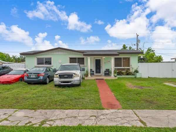 11940 SW 186th St, Miami, FL 33177