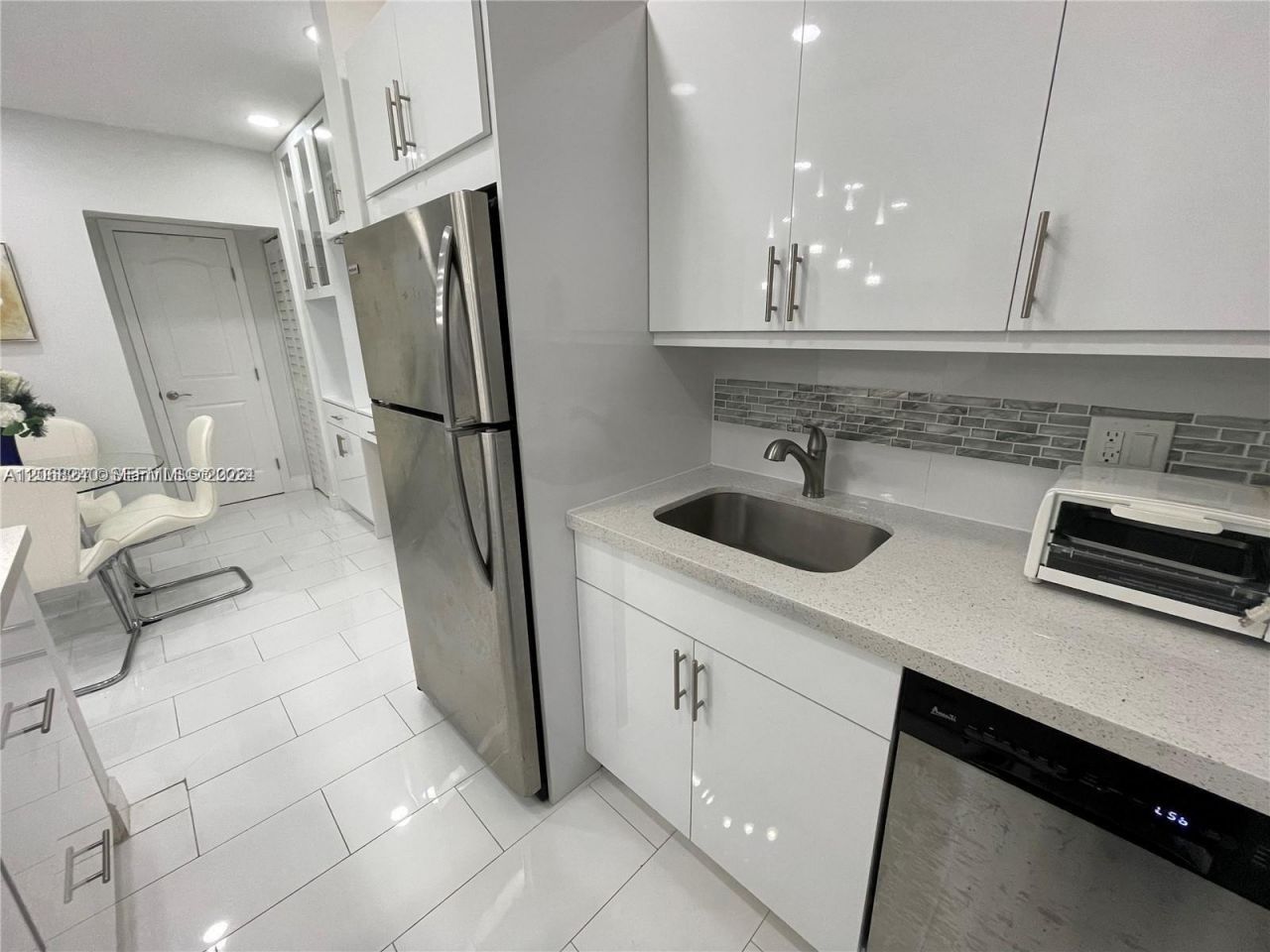 1407 NE 56th St , Unit 103, Fort Lauderdale, FL 33334 Photo