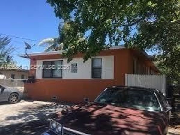 84 NW 71st St , Unit 4, Miami, FL 33150