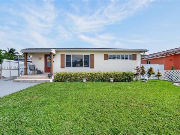 121 E 36th St , Hialeah, FL 33013