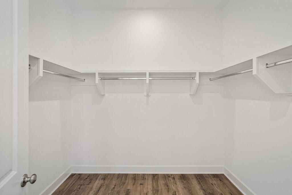1034 Tributary Boulevard Photo 15