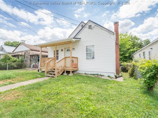 512 19th Street, Dunbar, WV 25064