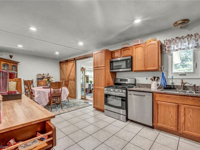 20338 Westwood Drive, Strongsville, OH 44149 Photo 7
